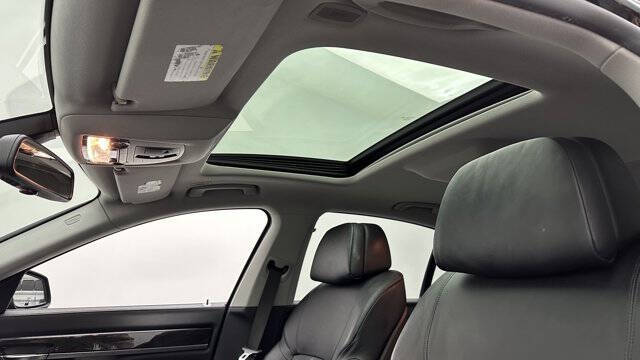 2011 BMW 7 Series 750i