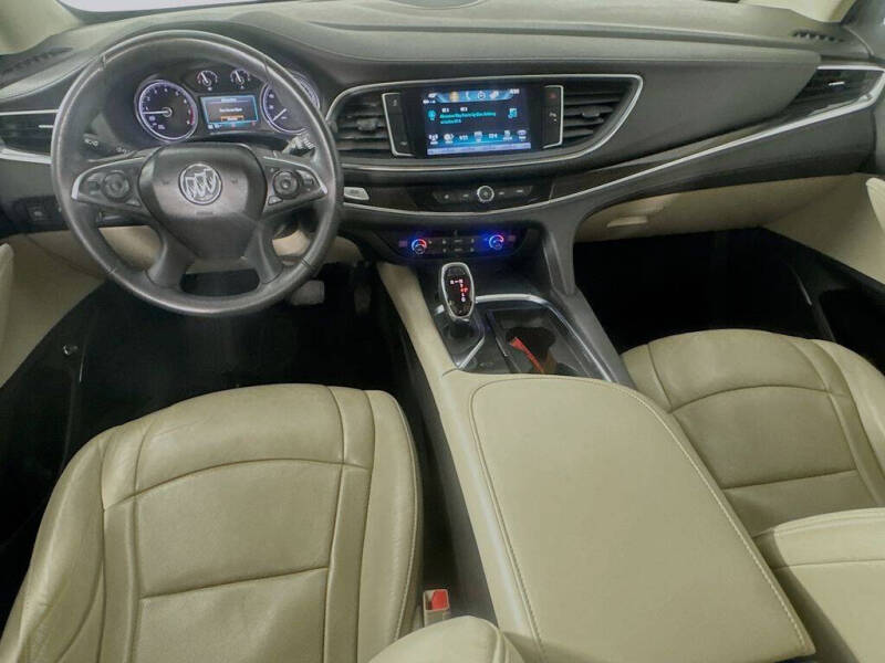 2018 Buick Enclave Essence