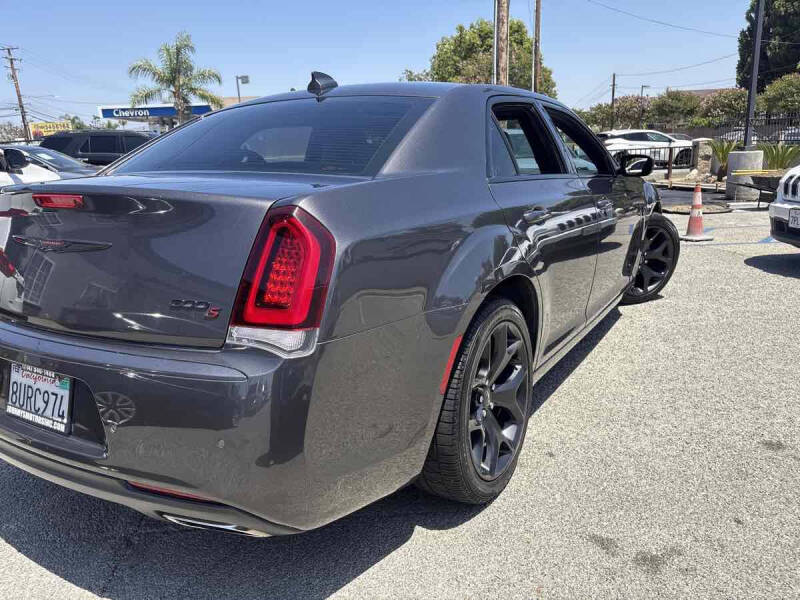 2021 Chrysler 300 S V6