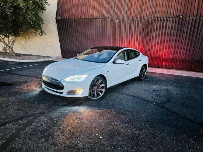 2015 Tesla Model S for sale at Classic Car Deals in Cadillac MI