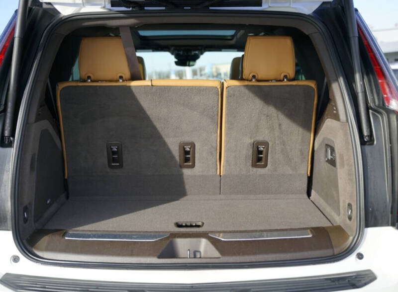 2022 Cadillac Escalade Premium Luxury