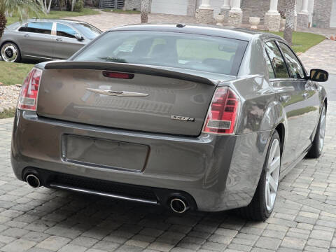 2012 Chrysler 300 SRT8