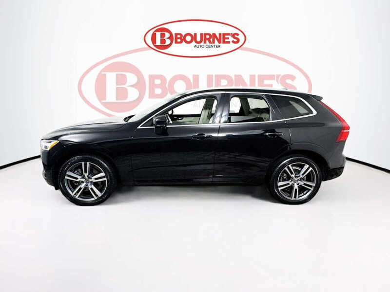 2021 Volvo XC60 T6 Momentum