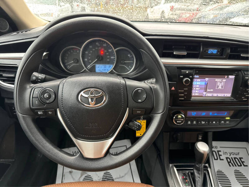 2015 Toyota Corolla LE