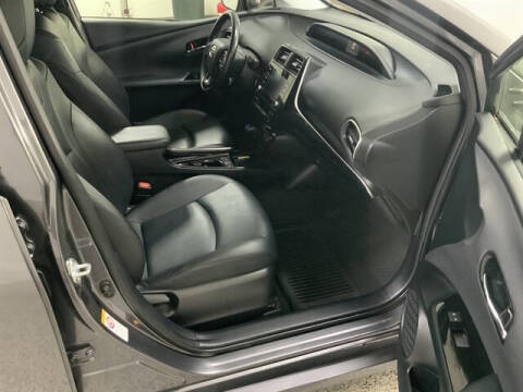 2022 Toyota Prius LE