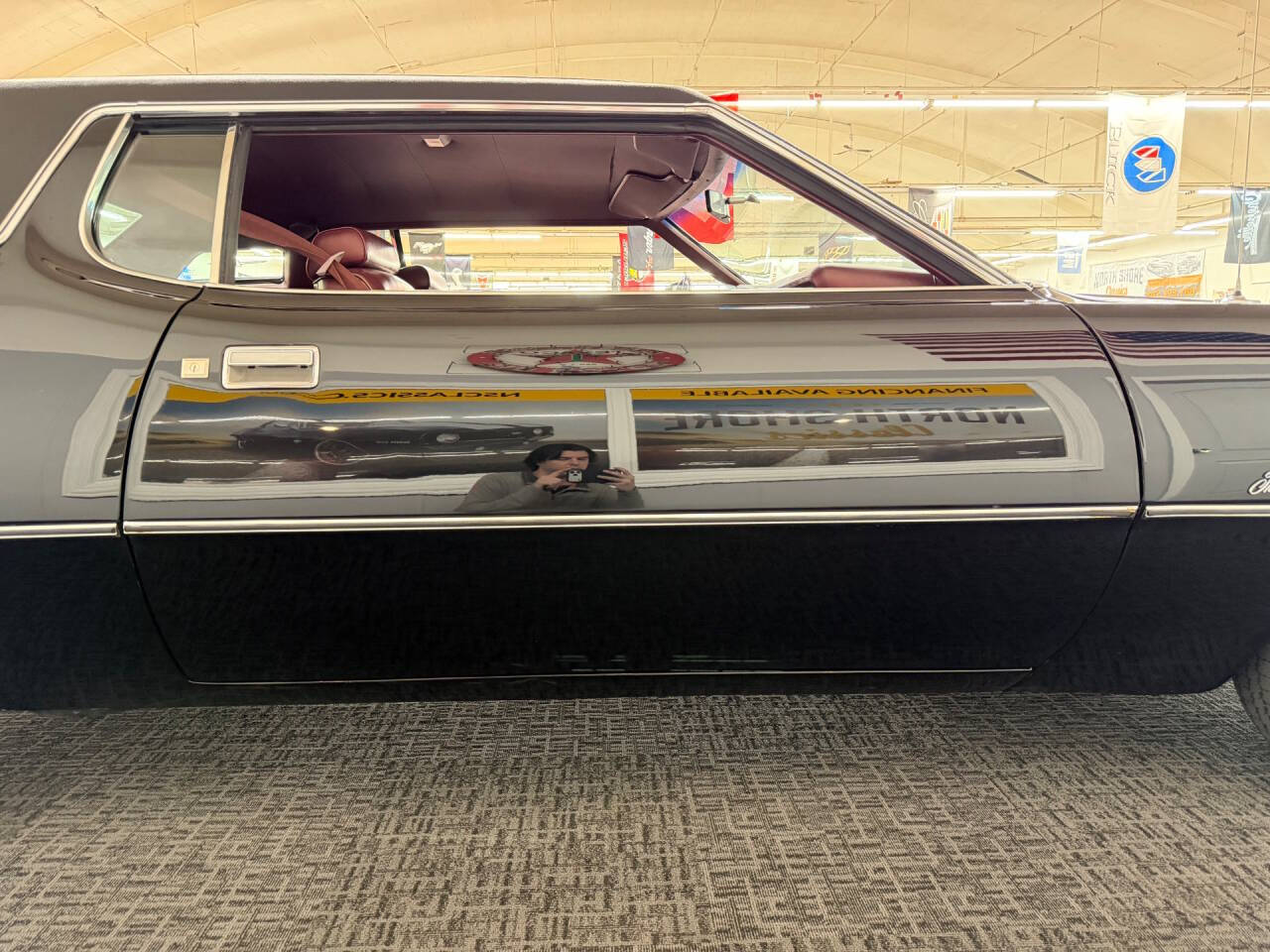 1976 Ford Thunderbird 22