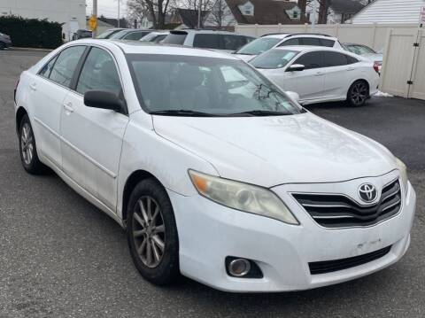 2011 Toyota Camry for sale at The Bengal Auto Sales LLC in Hamtramck MI