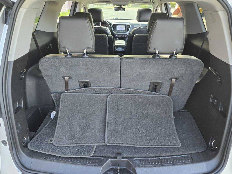 2019 GMC Acadia SLT-1