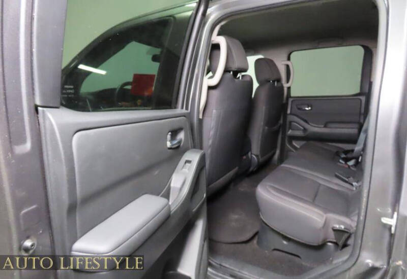 2024 Nissan Frontier