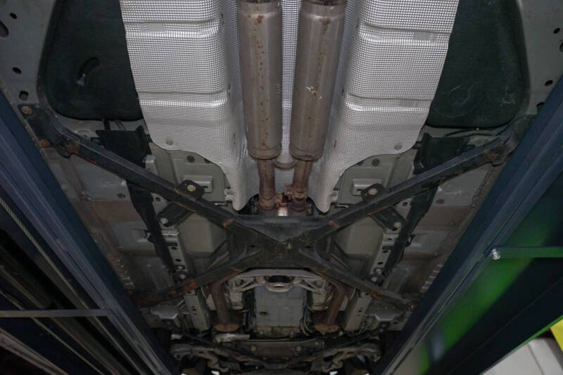 2004 Ford Thunderbird Deluxe