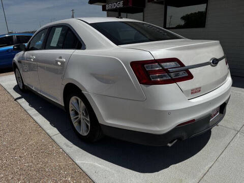 2013 Ford Taurus SEL