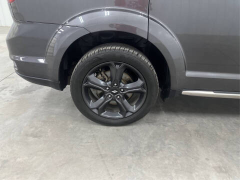 2020 Dodge Journey Crossroad
