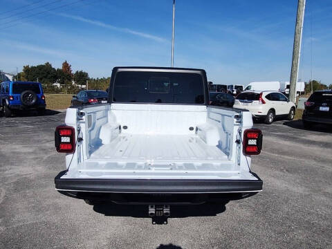 2026 Jeep Gladiator Willys