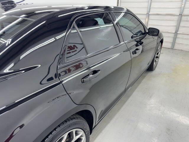 2018 Chrysler 300