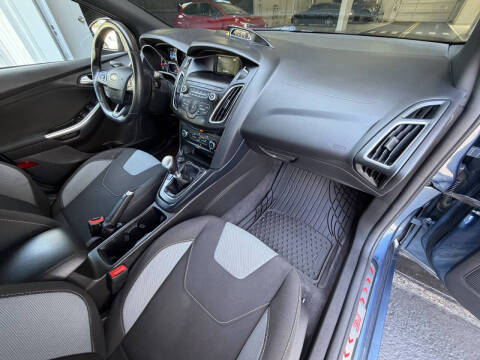 2018 Ford Focus ST