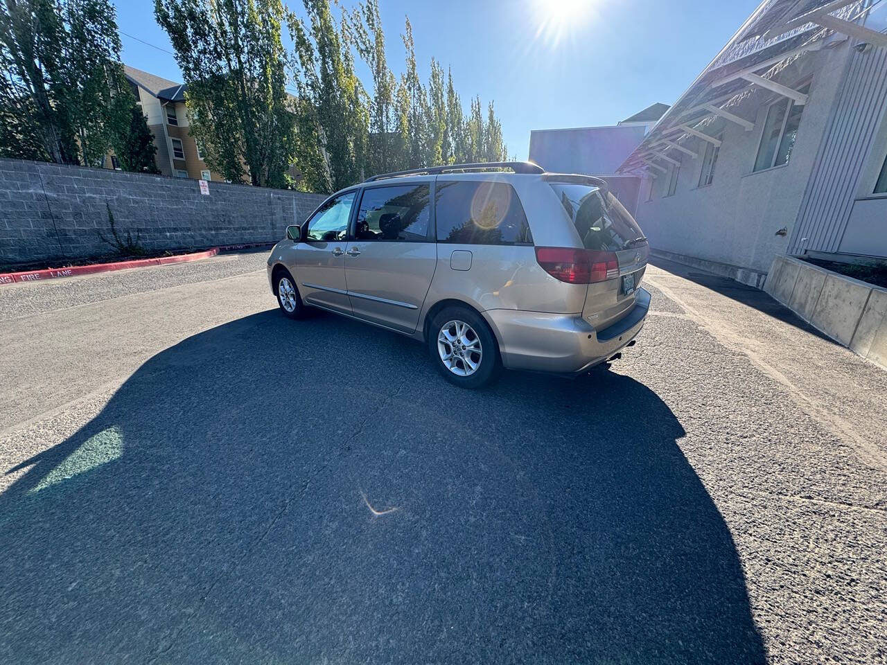 2005 Toyota Sienna for sale at Worldwide Auto in Portland, OR