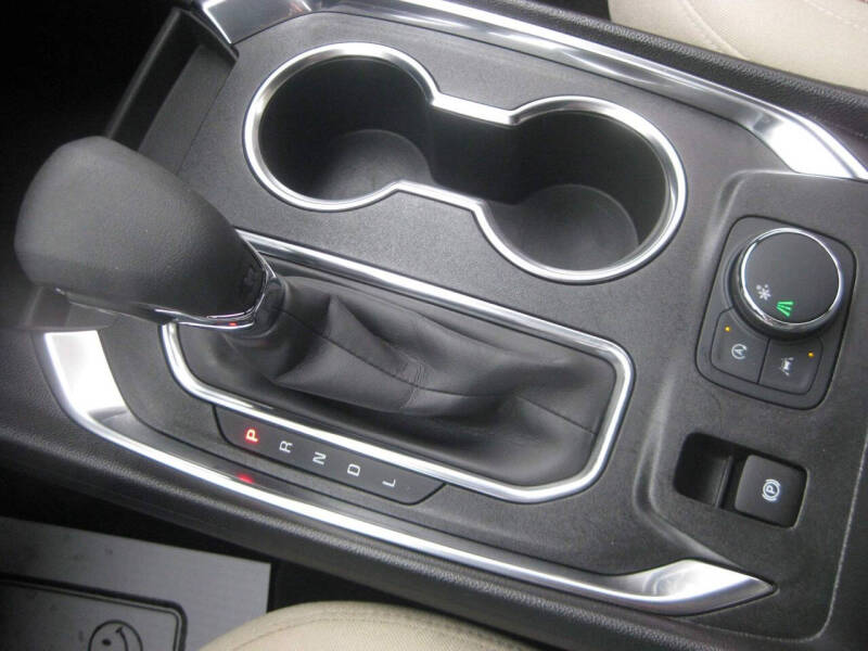 2022 Chevrolet Traverse LS