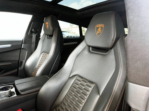 2021 Lamborghini Urus