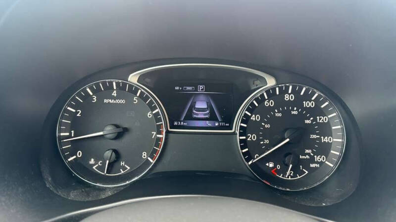 2017 Nissan Pathfinder SL