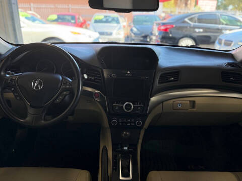 2016 Acura ILX w/Premium