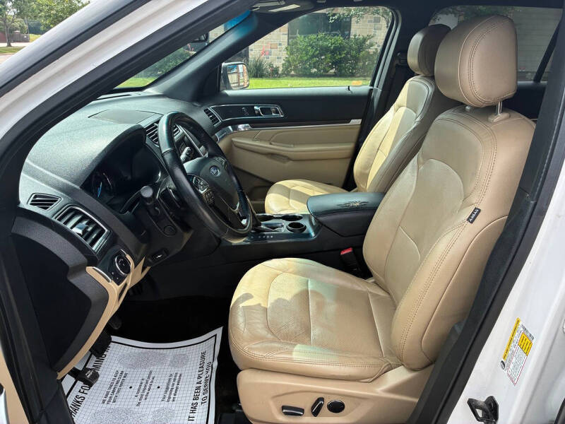 2017 Ford Explorer Limited