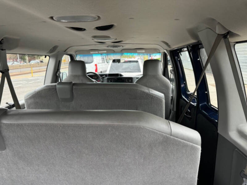 2012 Ford E-Series E-150 XL