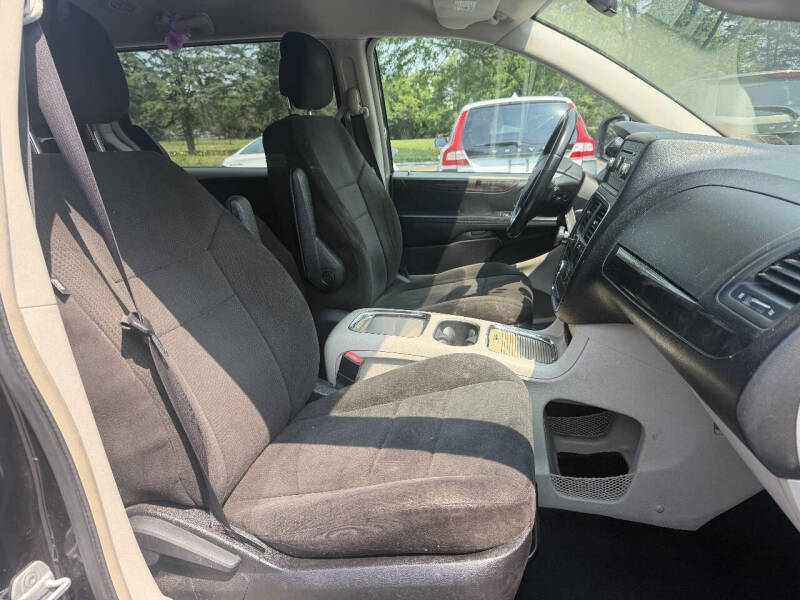 2012 Dodge Grand Caravan Crew
