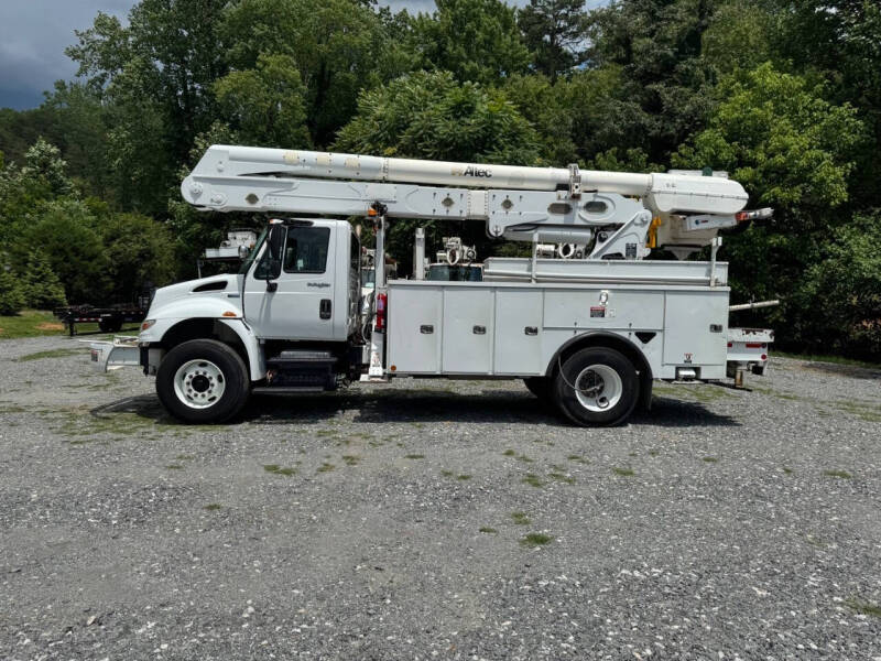 2013 International DuraStar 4400