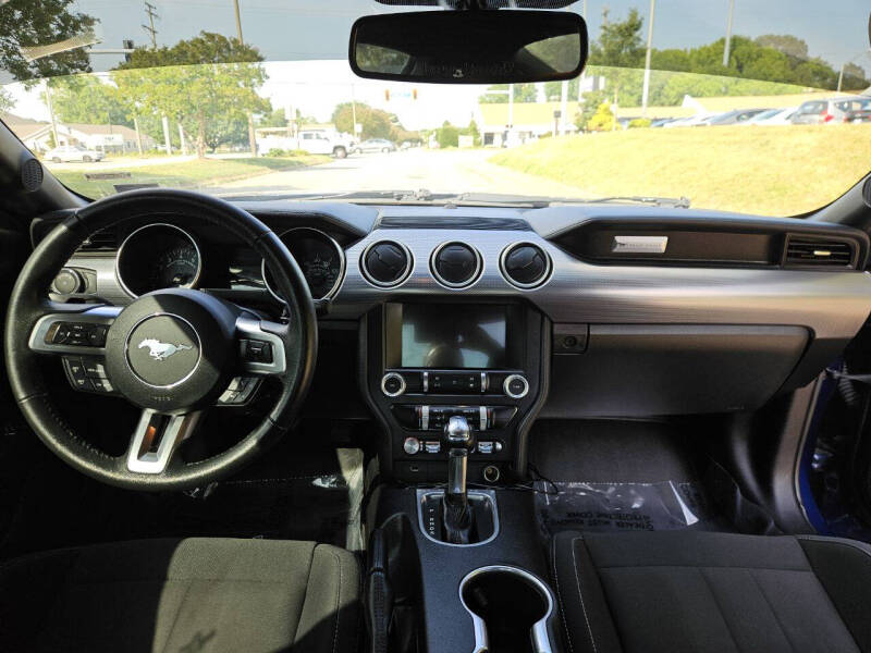 2019 Ford Mustang EcoBoost