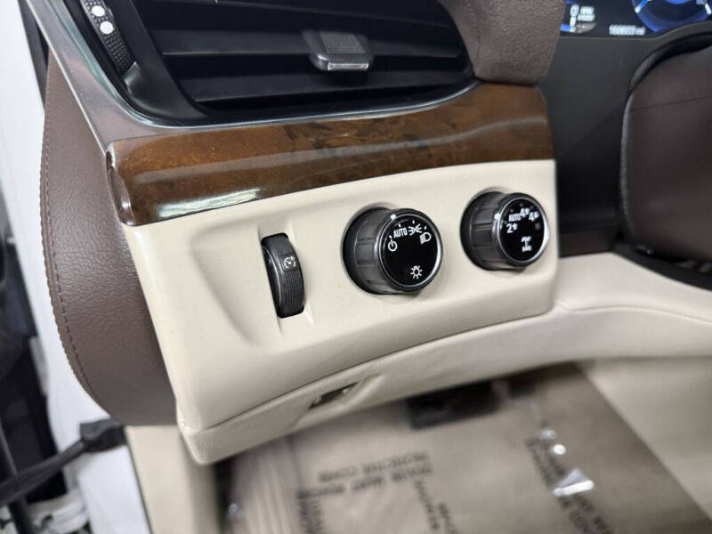 2017 Cadillac Escalade ESV Premium Luxury