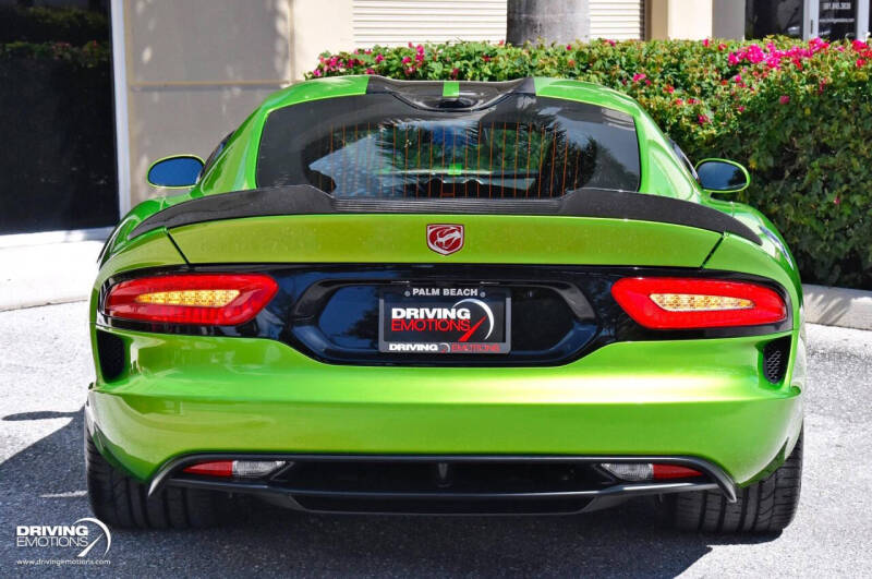 2017 Dodge Viper GTC
