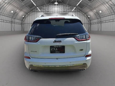 2019 Jeep Cherokee Overland
