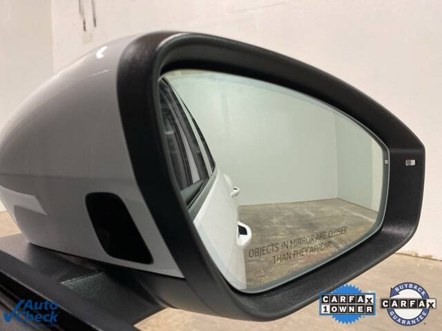 2024 Audi Q4 e-tron quattro Premium Plus 50