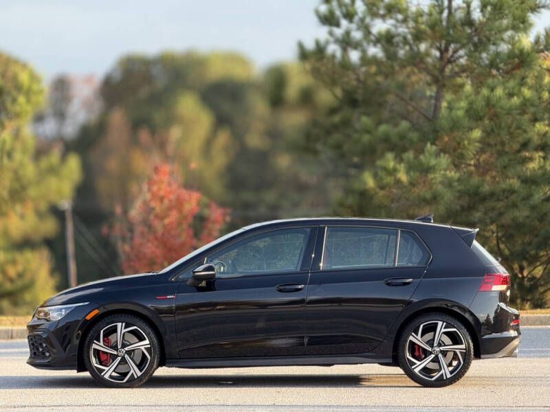 2024 Volkswagen Golf GTI SE