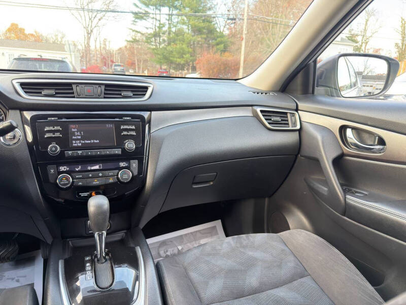 2015 Nissan Rogue SV
