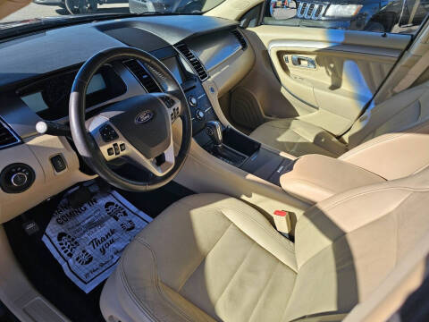 2015 Ford Taurus SEL