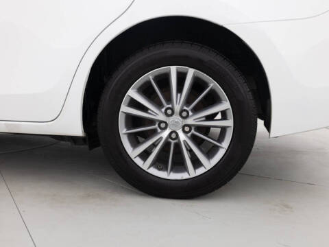 2015 Toyota Corolla LE Plus