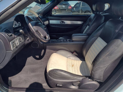 2003 Ford Thunderbird