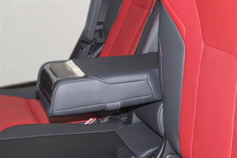 2025 Lexus LX 700h F SPORT Handling