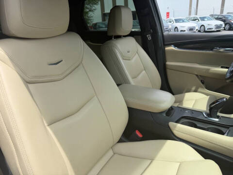 2017 Cadillac XT5