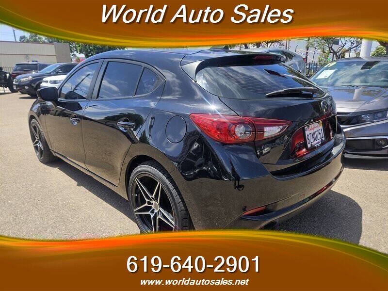 2018 Mazda MAZDA3 Touring