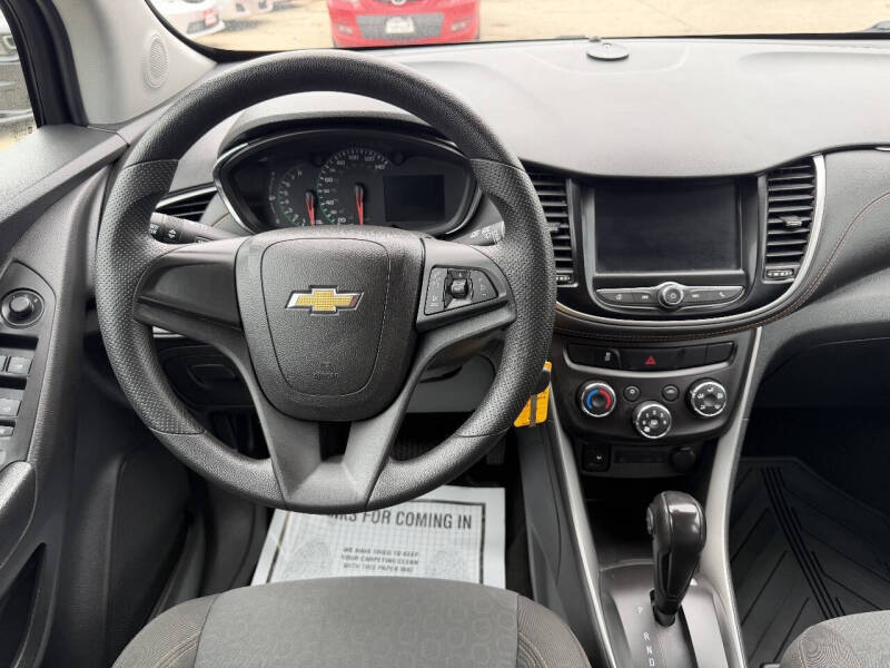 2022 Chevrolet Trax LS