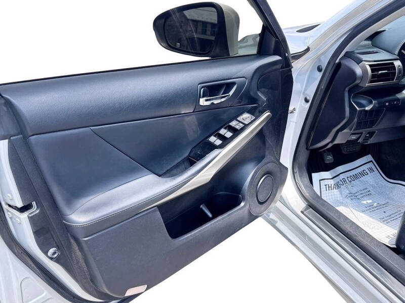 2015 Lexus IS 250