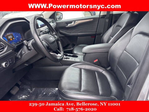 2021 Ford Escape Titanium