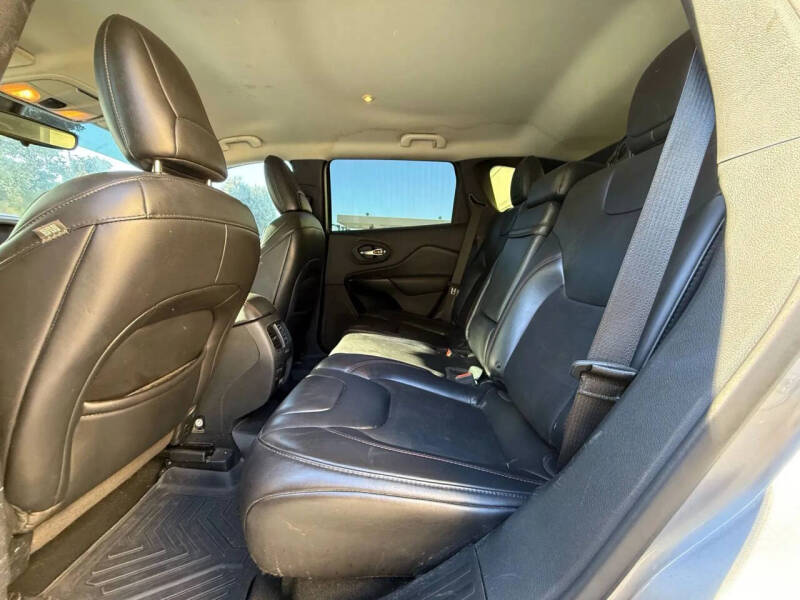 2019 Jeep Cherokee