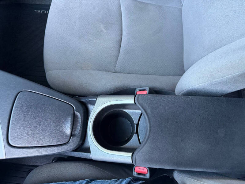 2015 Toyota Prius Two