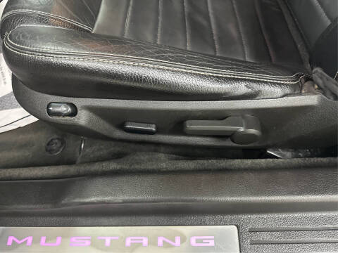 2011 Ford Mustang GT Premium