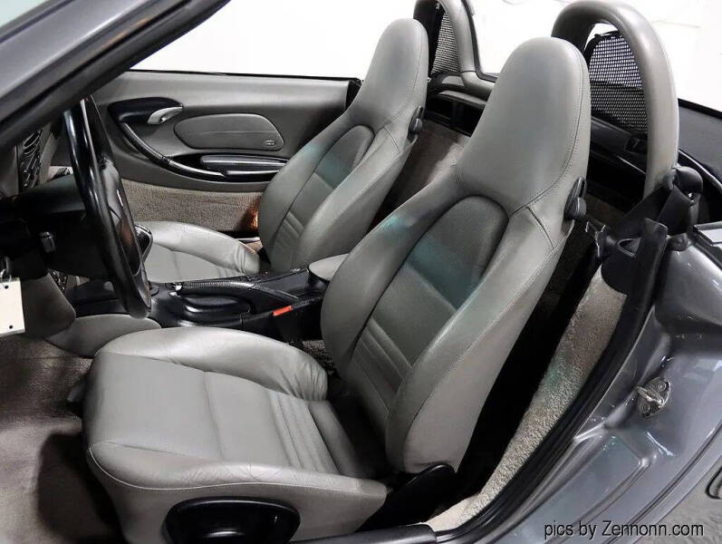 2001 Porsche Boxster