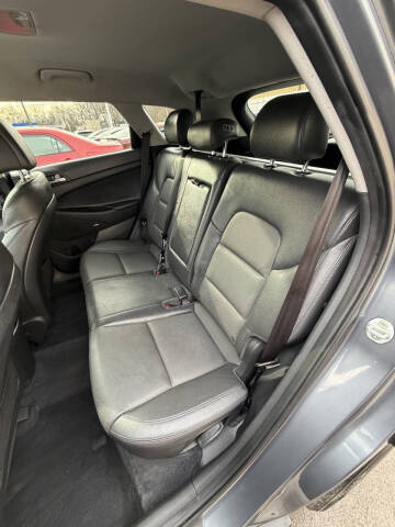 2017 Hyundai Tucson SE Plus