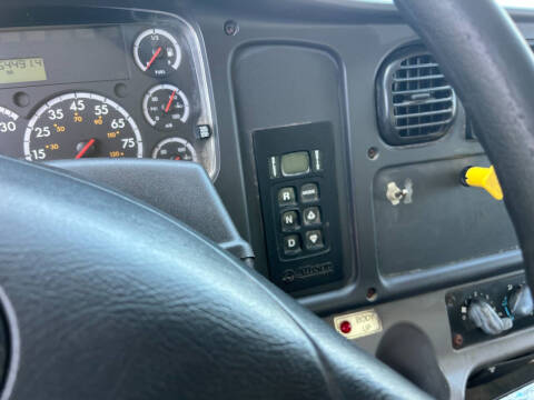 2016 Freightliner M2 DUMP TRUCK